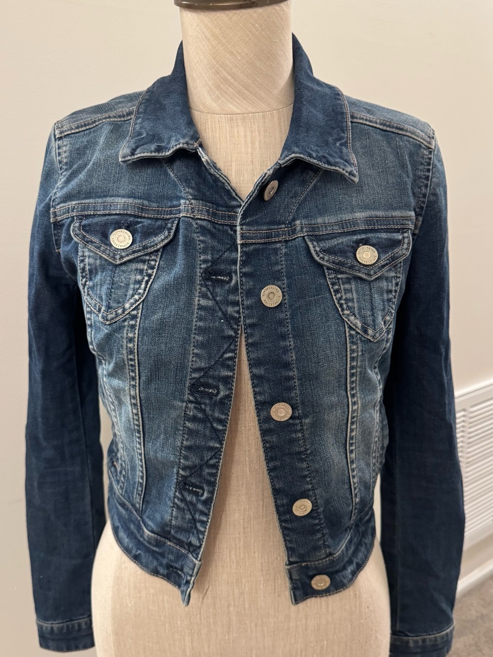White House Black Market Women's Indigo Blue Denim Jacket